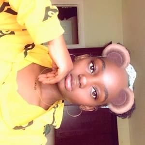 Meet your Posher, Halima